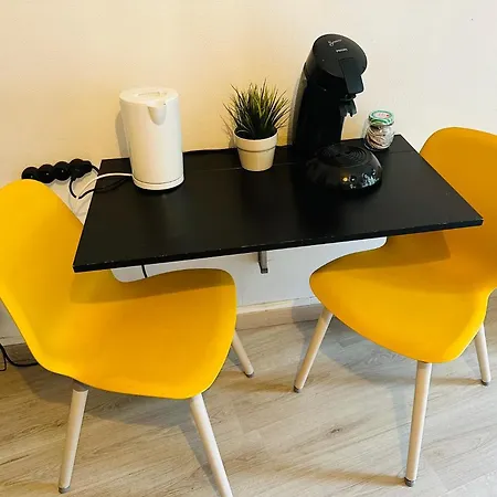 Joli Studio Meuble Tout Confort Sur Mer